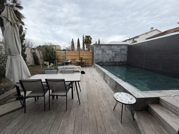 Maison 5 pièces de 180 m² avec piscine et jardin Rue Jules Verne Toulouse