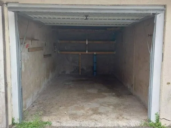 Parking 15 m²