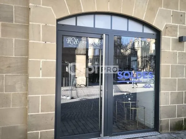 Local commercial 27 m²