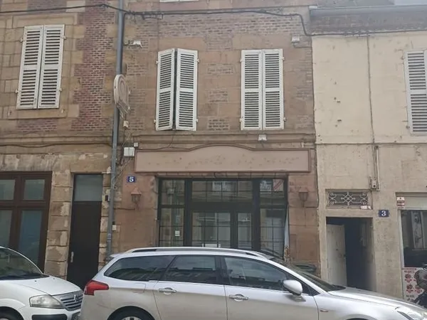 Immeuble 3 pièces 146 m²