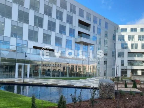 Bureaux 1599 m²