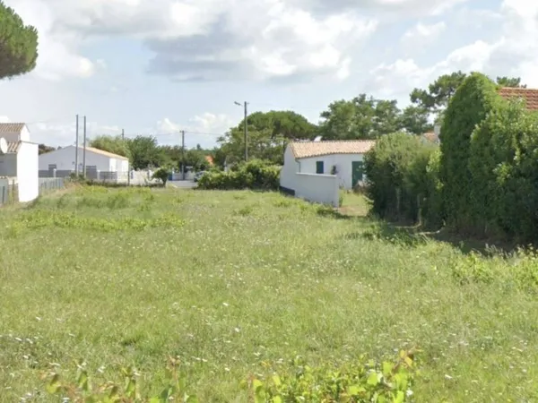 Terrain constructible 437 m²