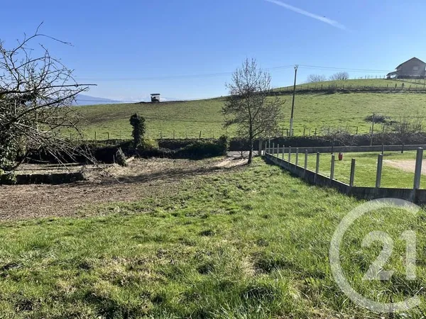 Terrain 695 m²