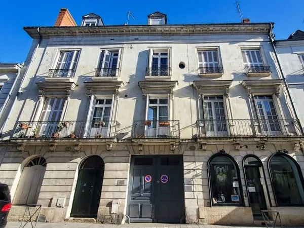 Appartement 5 pièces 180 m²