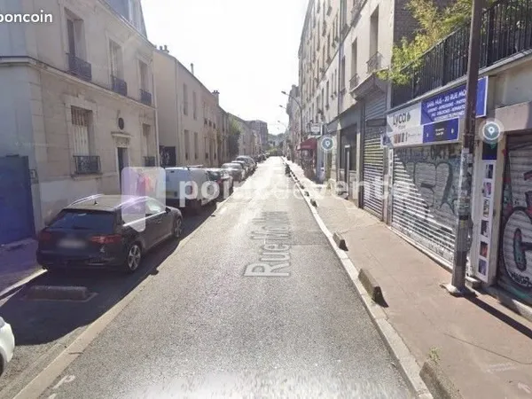 Local commercial 926 m²
