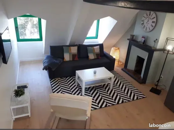 Appartement en duplex de sept à juin
