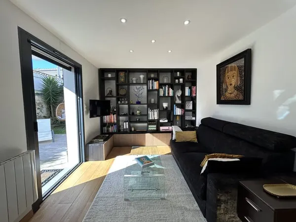 5 CANTONS - RARE- Spacieux T2 rénové avec jardin terrasse et