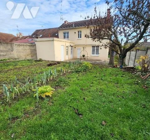 Maison 8 pièces 174 m²