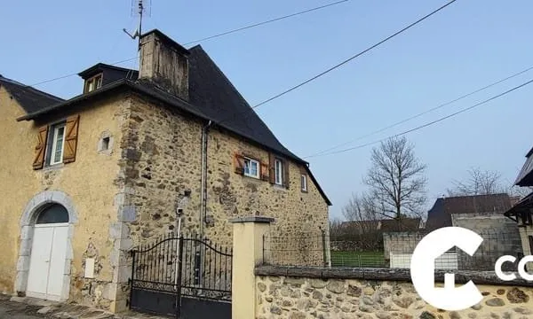 Authentique maison de caractère au pied des montagnes