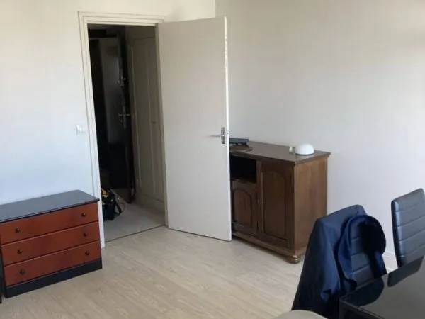 Studio 1 pièce 25 m²