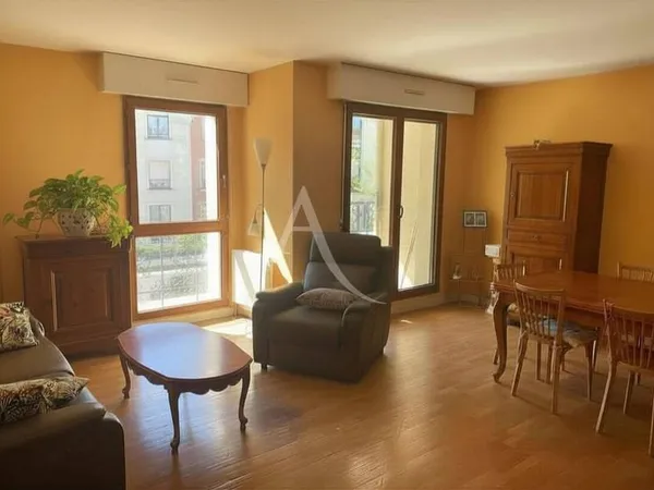 Appartement 4 pièces 90 m²