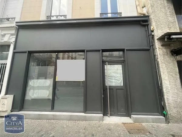 Local commercial 518 m²