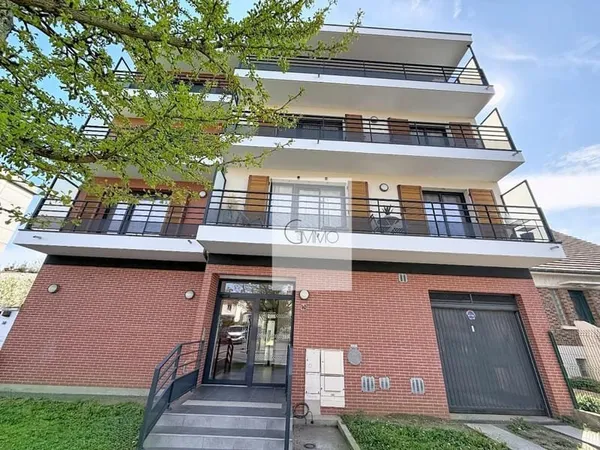 Charmant studio avec balcon à L'Haÿ-les-Roses, proche RER B