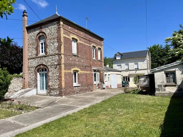 Maison 4 pièces 202 m²