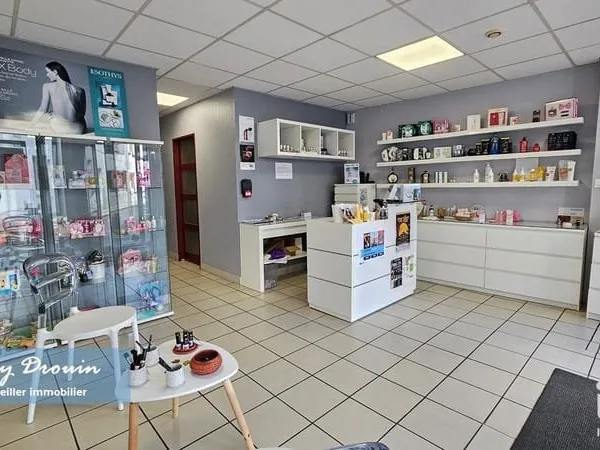 Local commercial 70 m²