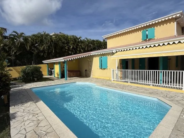 Rivière Salée : Belle villa 5 chambres avec piscine