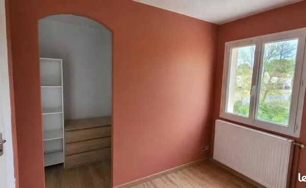 🏡 Maison T5 105 m² rénovée - Naintré - PAC neuve - Jardin 463m² - Grand garage