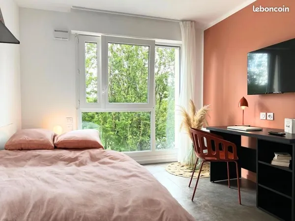 Studio 1 pièce 17 m²