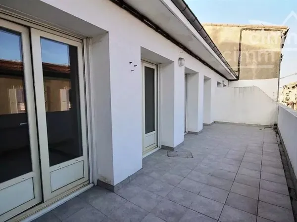 APPARTEMENT F4 avec TERRASSE