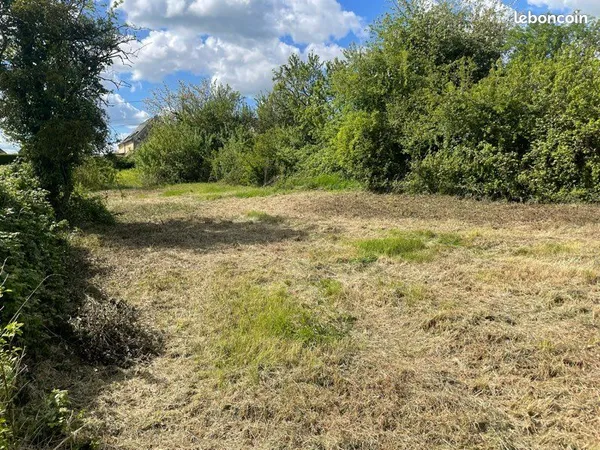 Vends terrain constructible