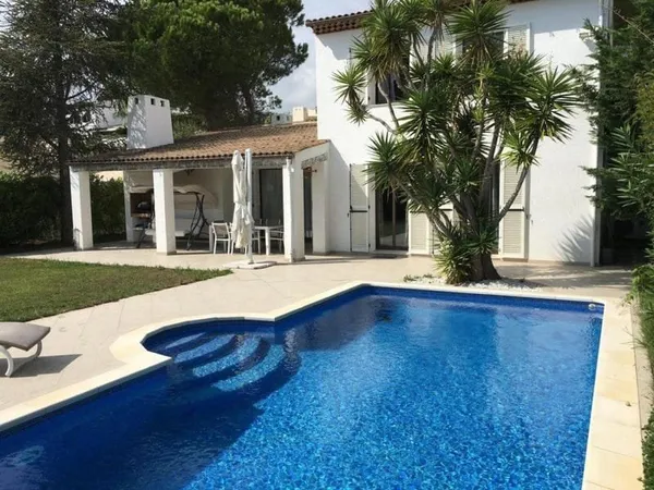 Villa individuelle - Domaine sécurisée Hauts de Vaugrenier - Calme & Prestige