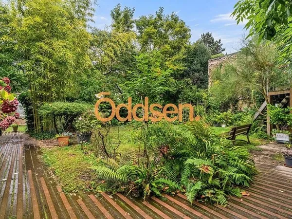 Maison 10 pièces 230 m²