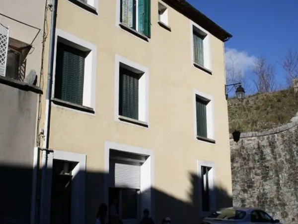 Immeuble 270 m²