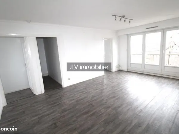 Appartement 4 pièces 82 m²