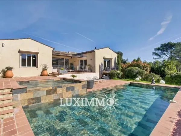 VILLA 4CH - DOMAINE FERMÉ