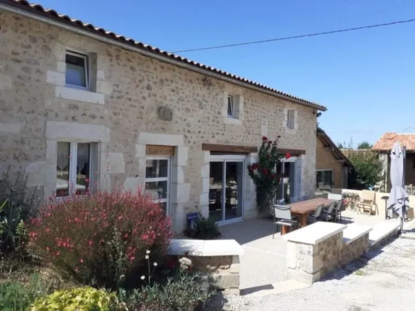 Maison 11 pièces 320 m²