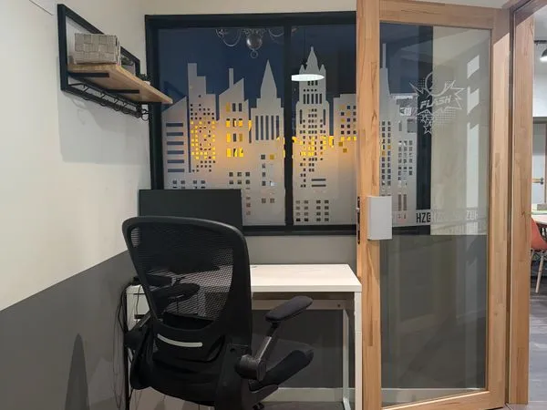 Bureau à louer 6,5 m2 à Lannion