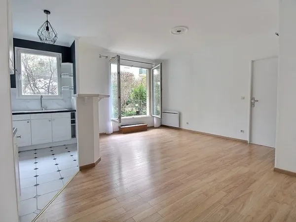 BEZONS - CENTRE VILLE - 2 pièces de 46m²