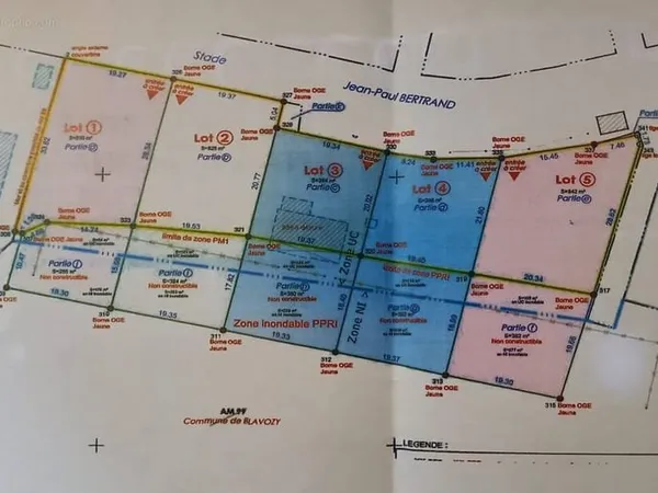 Terrain 849 m²