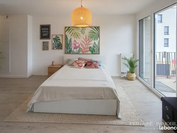 Studio 1 pièce 32 m²