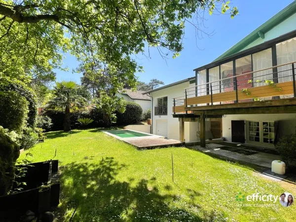 Maison 4 pièces 147 m²