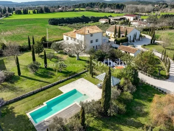 bastide du XVIIIe siecle
