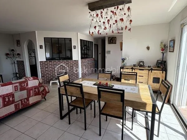 Maison familiale avec prestations de qualité -220 m2-