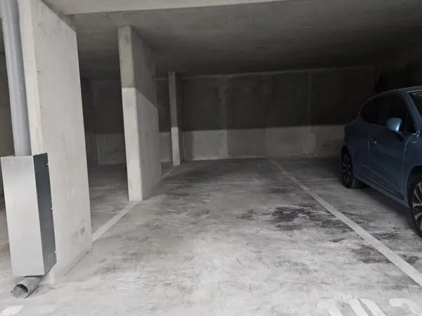 Double parking en sous sol- Centre ville