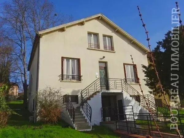 Maison 12 pièces 202 m²