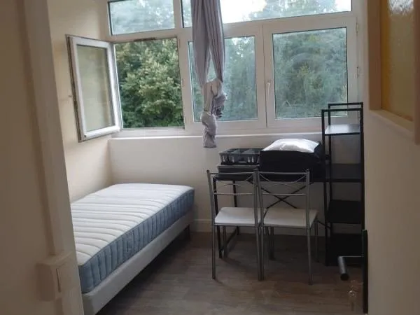 Chambre qui se libère dans une colocation à Évry