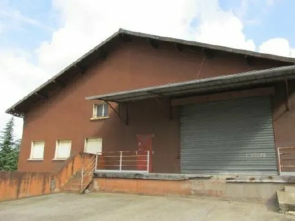 LOCAL D'ACTIVITES / BUREAUX à LOUER
