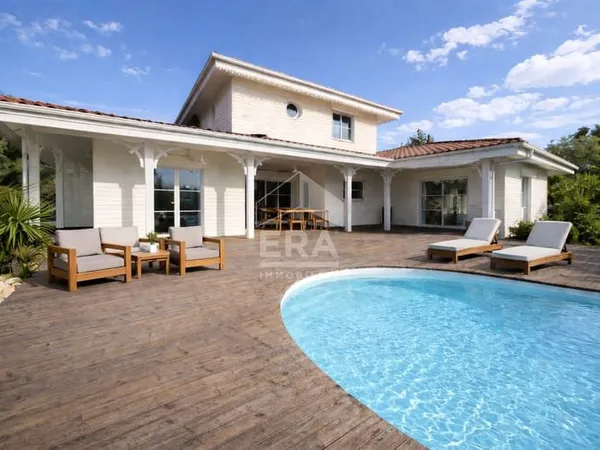 Villa aux prestations de qualité : calme et nature à La Teste de Buch