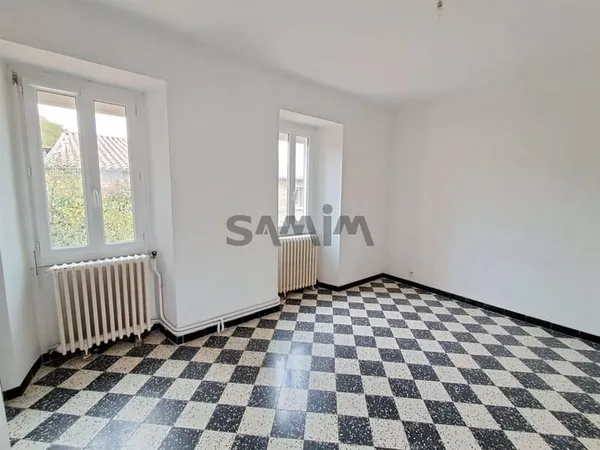 À Vendre - Maison De Village - Secteur Sauve