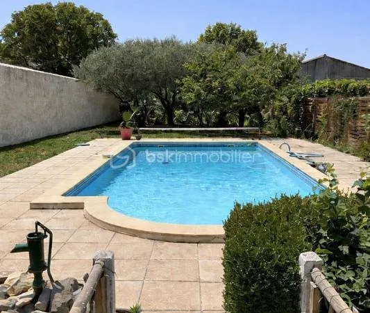 Villa avec piscine