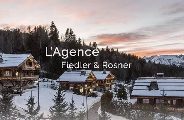 REF 688 : ST-GERVAIS MONT BLANC - DOMAINE DE 4 CHALETS