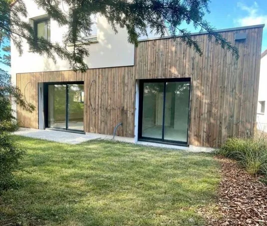 Villa 5 pièces 104 m²
