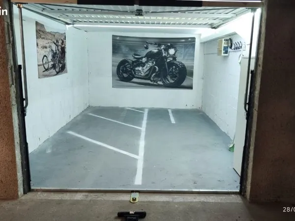 Parking/box