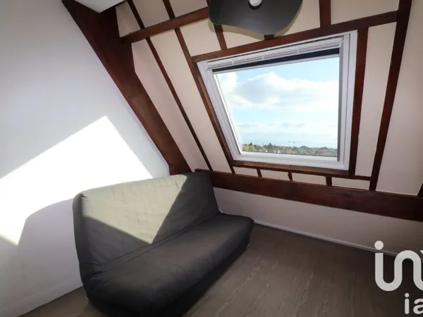 Studio 1 pièce 12 m²