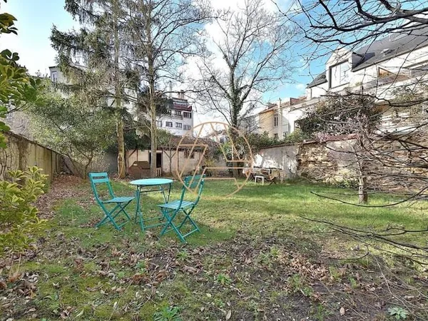 Appartement 7 pièces 135 m²