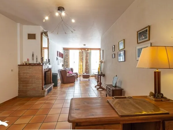 Maison de bourg de 6 pièces principales